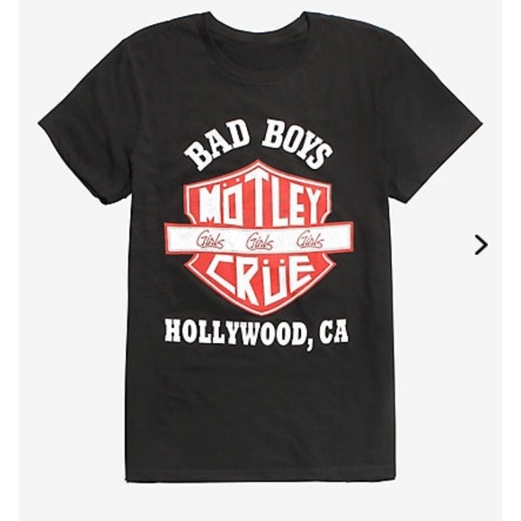 torrid Tops - Torrid Motley Crue Bad Boys Tee Shirt sz 2 18/20